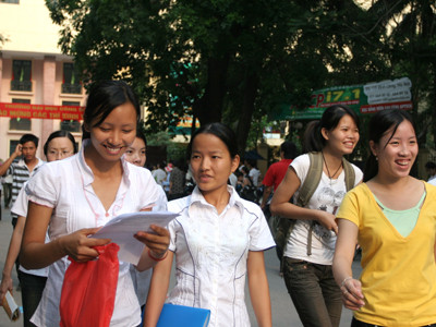 Tuyển sinh ĐH, CĐ năm 2013: Lắm nỗi băn khoăn