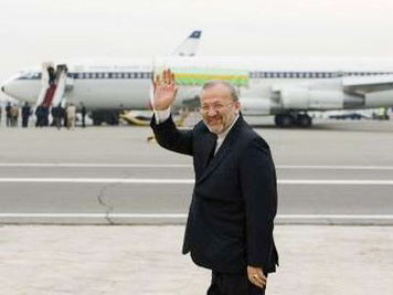 Ngoại trưởng Iran bất ngờ bị sa thải