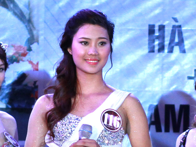 Thảo Hiền đạt giải nhất Duyên dáng UNETI