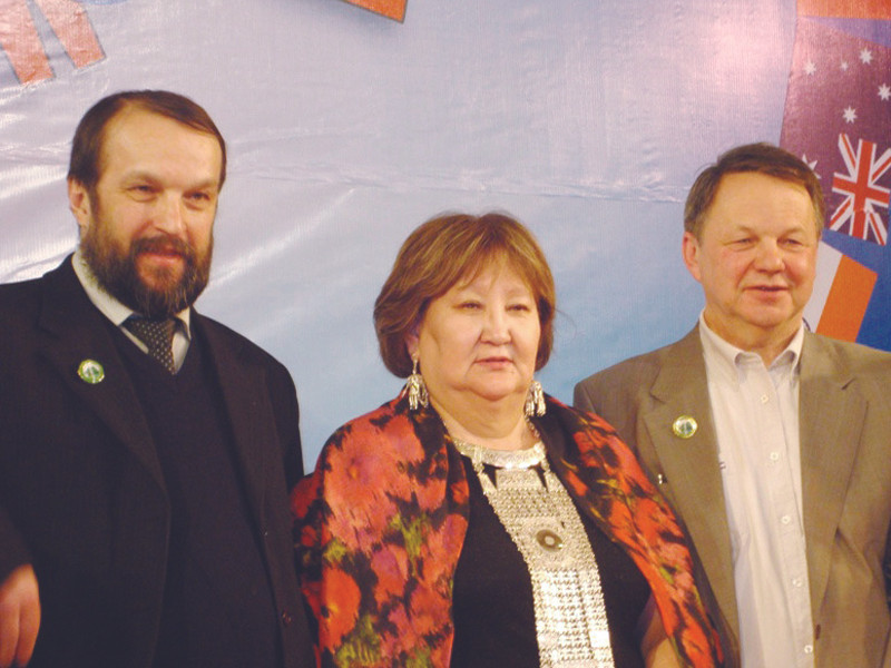 Liên hoan thơ châu Á – TBD: Quá hình thức