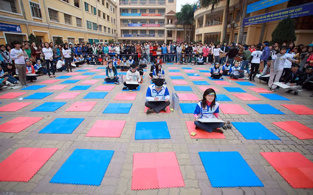 Sinh viên Nhân văn 'Bừng sáng trí tuệ'