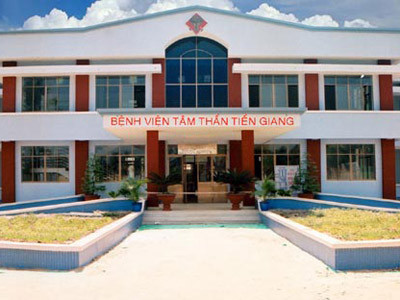 Bắt nguyên giám đốc Bệnh viện Tâm thần Tiền Giang