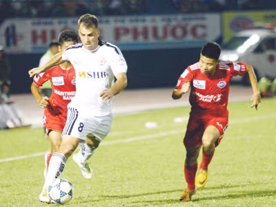 Trước vòng 2 V-League: Chủ nhà thất thế