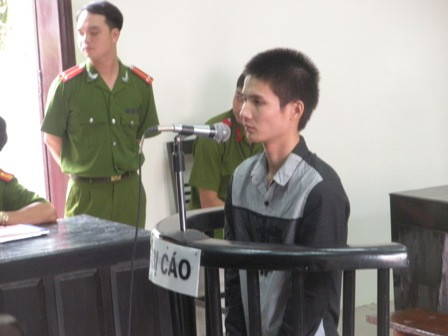 Sát hại cả gia đình để 'bùng' nợ