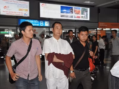 Ân oán Bảo Long - Bảo Sơn và 'thông điệp đen'