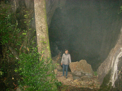 Huyền bí hang Con Moong chốn rừng thiêng