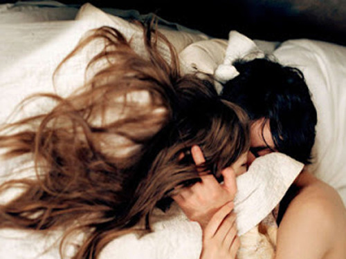 Cứ 3 ngày ‘yêu’ thả cửa, uống ngừa thai khẩn cấp một lần