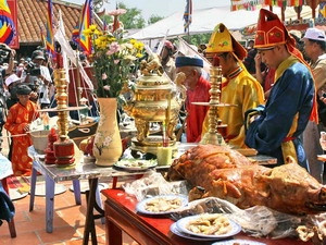 Tổ chức Lễ Khao lề thế lính Hoàng Sa tại Lý Sơn