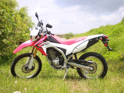 Xế phượt Honda CRF250L 2014 đầu tiên về Việt Nam