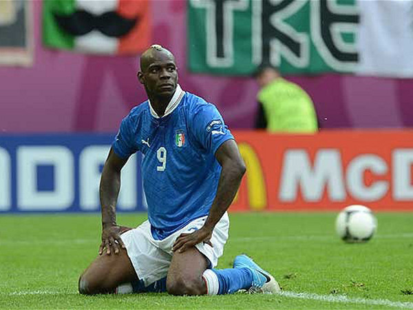 Balotelli- xứng danh ngựa chứng