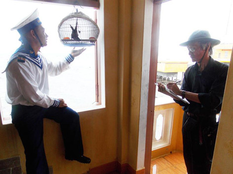 Ra Trường Sa ký họa lính đảo