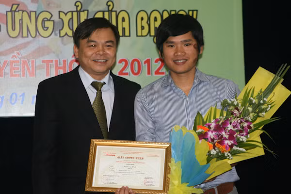 Trao giải cuộc thi 'Văn hóa giao thông - Ứng xử của bạn'
