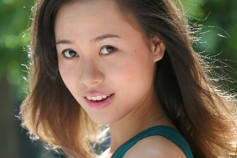 Nét dịu dàng, nụ cười thân thiện