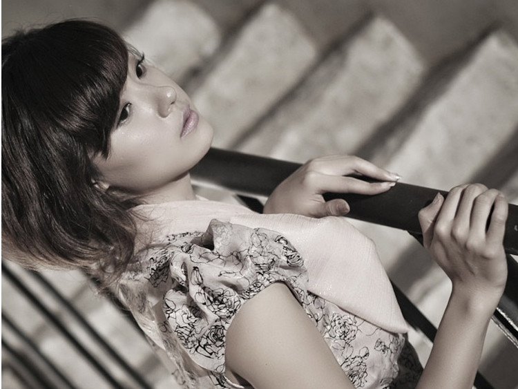 Hotgirl Vân Midu dỗi hờn mà đẹp lạ