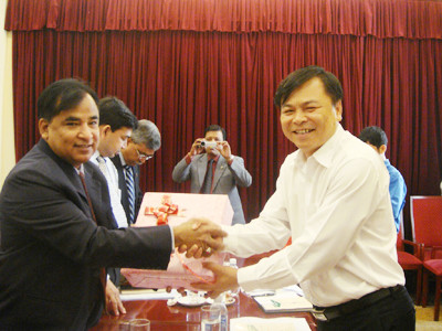 T.Ư Đoàn tiếp đoàn đại biểu thanh niên Bangladesh