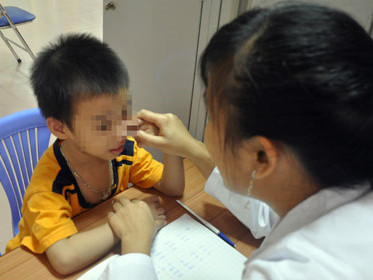 Tránh sai lầm khi chữa nói ngọng