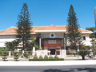 Mặt tiền Bảo tàng Khánh Hòa hiện nay