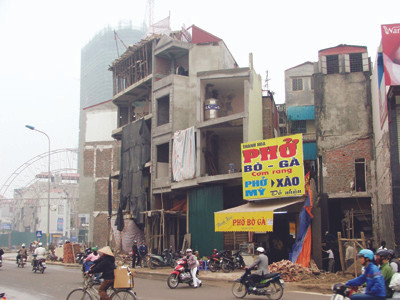 Nhà siêu mỏng trên đường Lê Văn Lương kéo dài