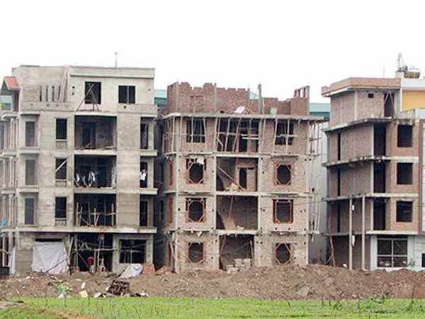 Bất động sản nhiều nơi đang bị "đóng băng"