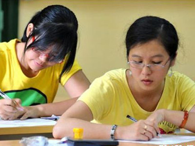 Gần 900.000 thí sinh làm thủ tục dự thi đợt hai