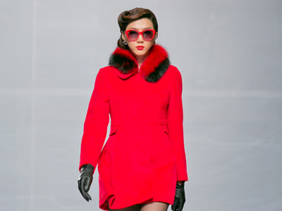 Ngọc Quyên bảo vệ Ngọc Trinh