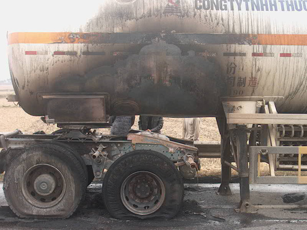 Xe bồn sau khi cháy