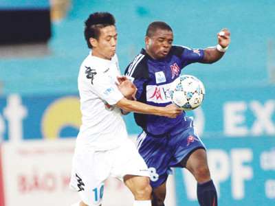 Bóng đá VN quay lại thời bao cấp?