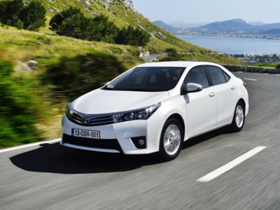 Xế hộp Toyota Corrola 2014 sắp xuất hiện