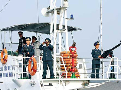 Thêm tàu lớn, máy bay cho cảnh sát biển