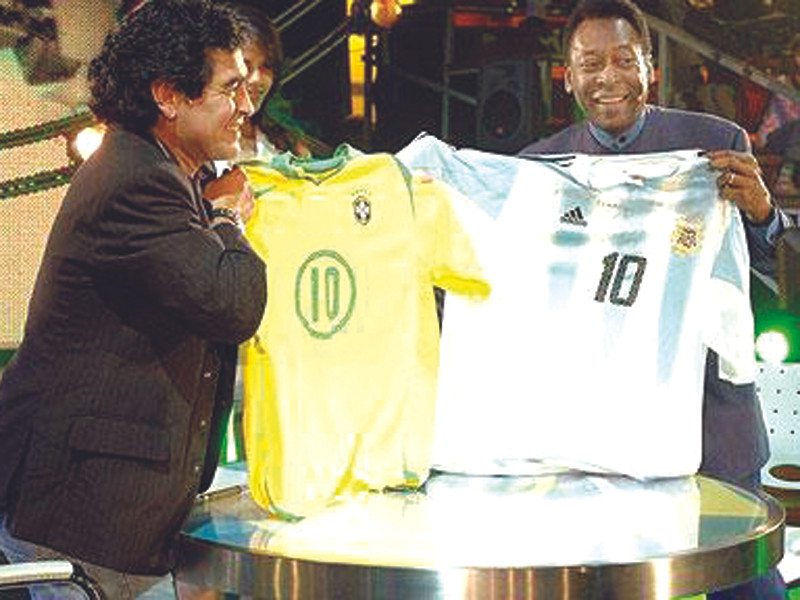 Pele-Maradona có nhiều lý do để không ưa nhau