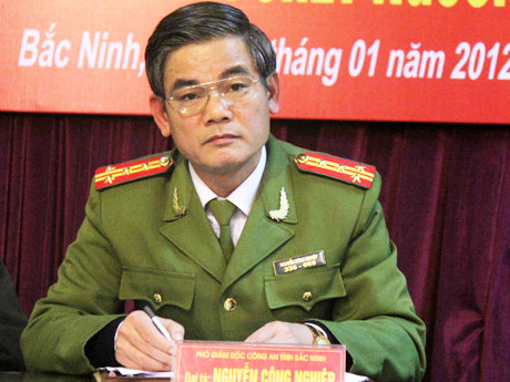 'Hung thủ gài thuốc nổ vào xe máy còn giấu điều gì đó'