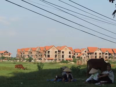 Địa phương dễ dãi, dự án bỏ hoang