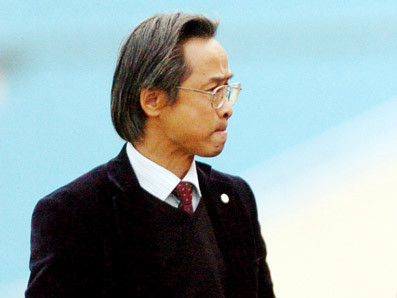 'Ông nói gà, bà nói vịt' tại VFF?