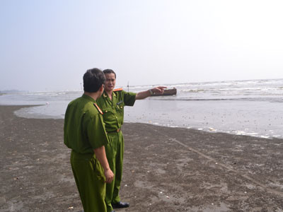 Dựng lại hiện trường, điều tra vụ 7 học sinh chết đuối