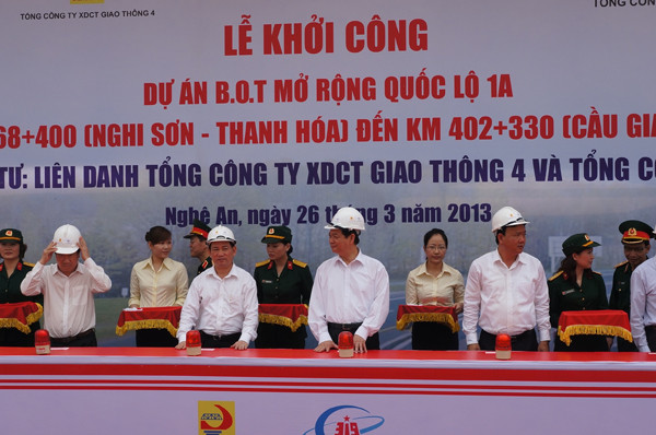 Thủ tướng bấm nút khởi công dự án