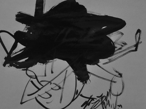 Đeo kính xem phim mờ