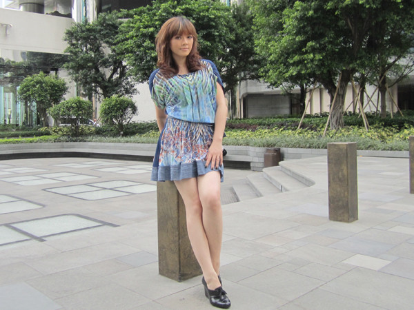 Lý Nhã Kỳ kín đáo ở Hồng Kông