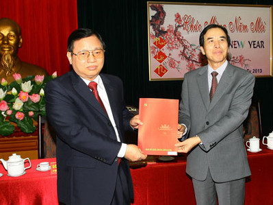 Công bố QĐ tân Bí thư Tỉnh ủy Thái Nguyên