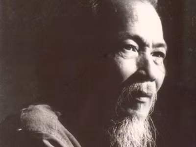 Ngày Phùng Quán trở về Huế