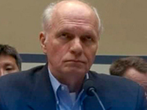 Kiếm triệu đô nhờ giả danh CIA