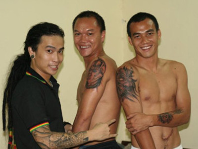 Cầu thủ Việt thích xăm mình