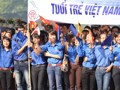 Thanh niên tình nguyện trong một sự kiện của Đại lễ 1.000 năm Thăng Long, Hà Nội. Ảnh : Xuân Phú