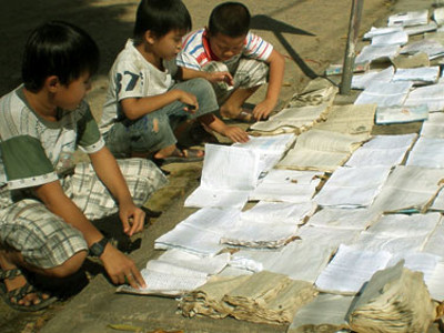 Không để học sinh bỏ học sau lũ