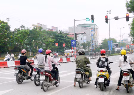 Dùng búp bê tình dục ‘buộc’ tài xế giảm tốc độ