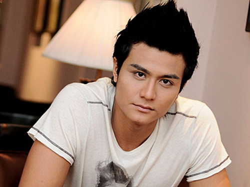 Viện Kiểm sát đề nghị xử siêu mẫu Vĩnh Thụy 9 tháng tù treo