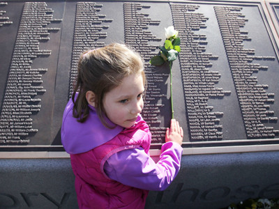 Khánh thành đài tượng niệm nạn nhân tàu Titanic