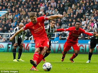 Newcastle-Liverpool (2-2): Lữ đoàn Đỏ toát mồ hôi lạnh