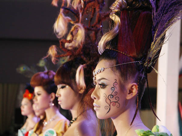 Những mẫu tóc đẹp nhất năm 2011