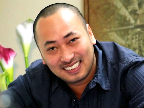 Dũng Khùng: Bị bệnh vẫn ngồi ghế nóng