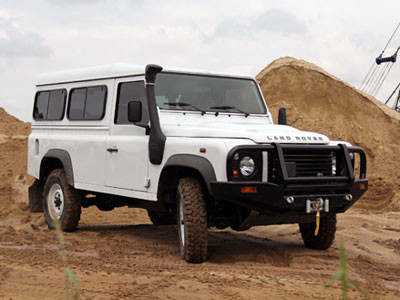 Land Rover Defender 110 chính hãng đầu tiên tại Việt Nam